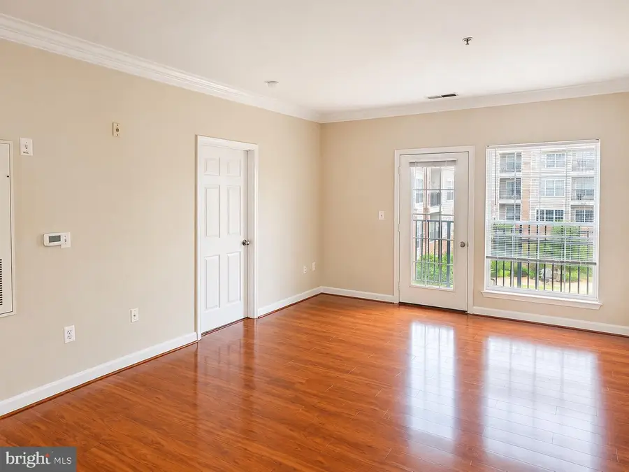 4850 Eisenhower Ave #304, Alexandria, VA 22304 - #2
