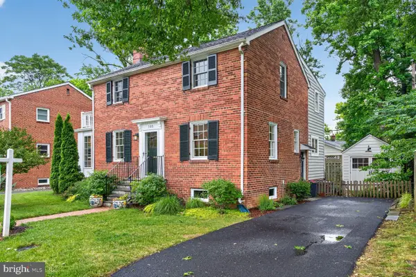 105 Adams Ave, ALEXANDRIA, VA 22301