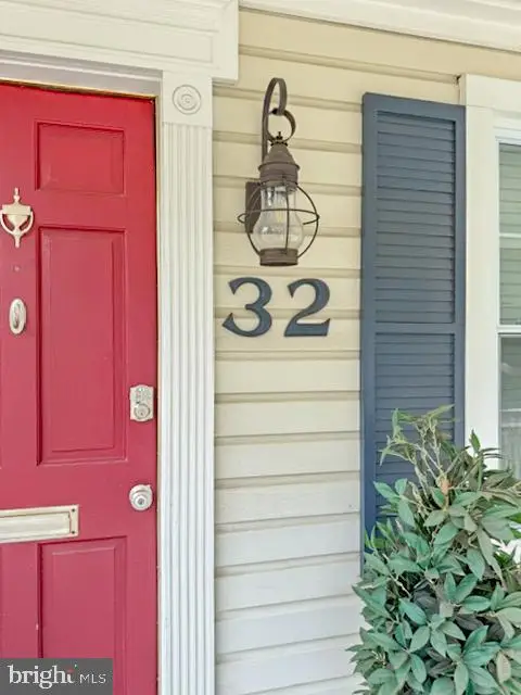 32 E Linden St, Alexandria, VA 22301 - #3