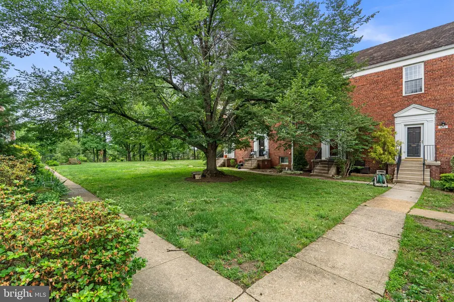 3408 Martha Custis Dr, Alexandria, VA 22302 - #3
