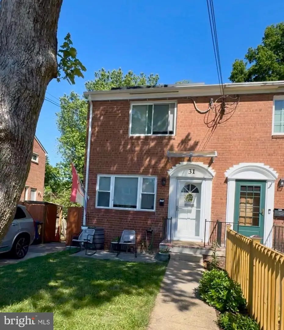 31 Garden Dr, Alexandria, VA 22304 - #1