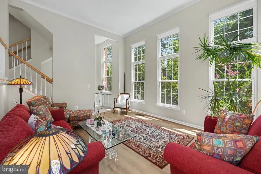 5022 Barbour Dr #b, Alexandria, VA 22304 - #2