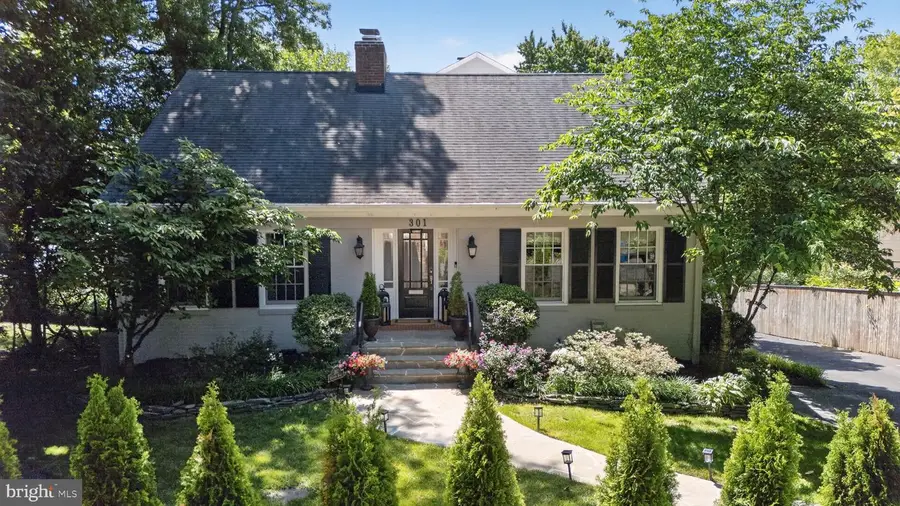 301 Columbia Rd, Alexandria, VA 22302 - #2