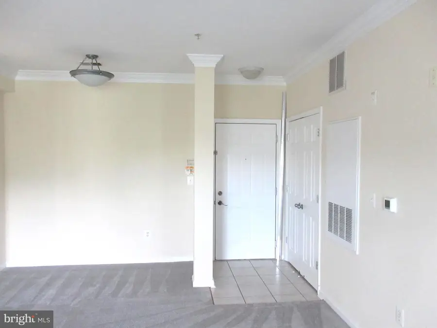 4850 Eisenhower Ave #425, Alexandria, VA 22304 - #3
