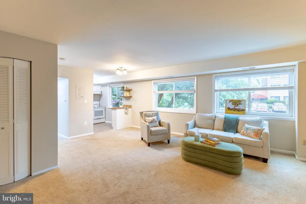 3312 S 28th St #304, Alexandria, VA 22302 - #1