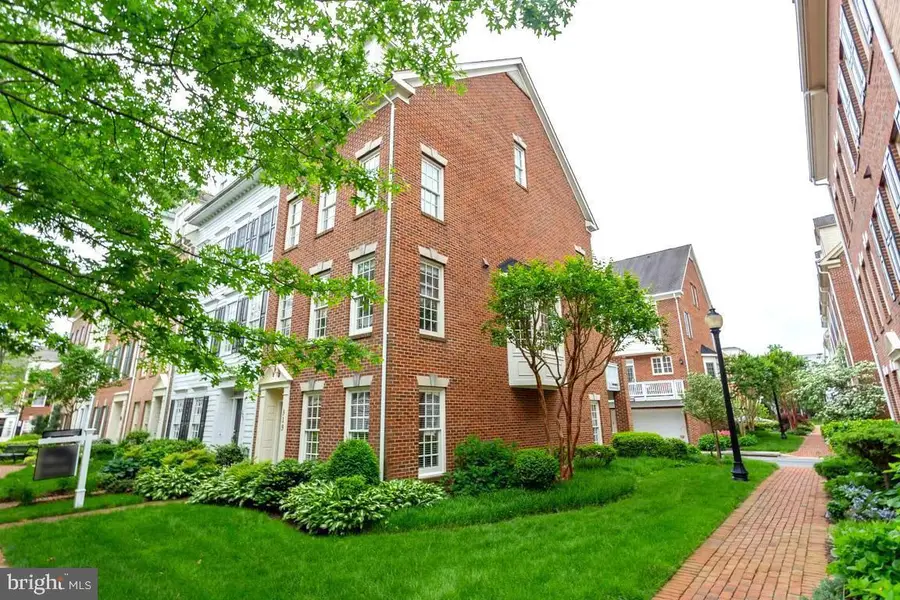 319 S Fayette St, Alexandria, VA 22314 - #2