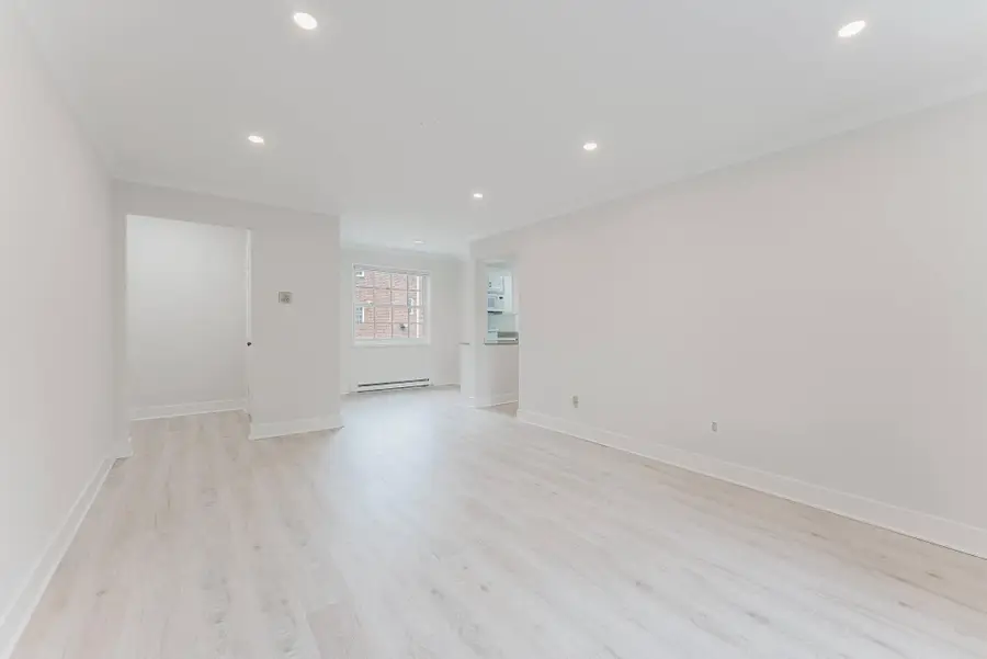 1718 W Abingdon Dr #202, Alexandria, VA 22314 - #3
