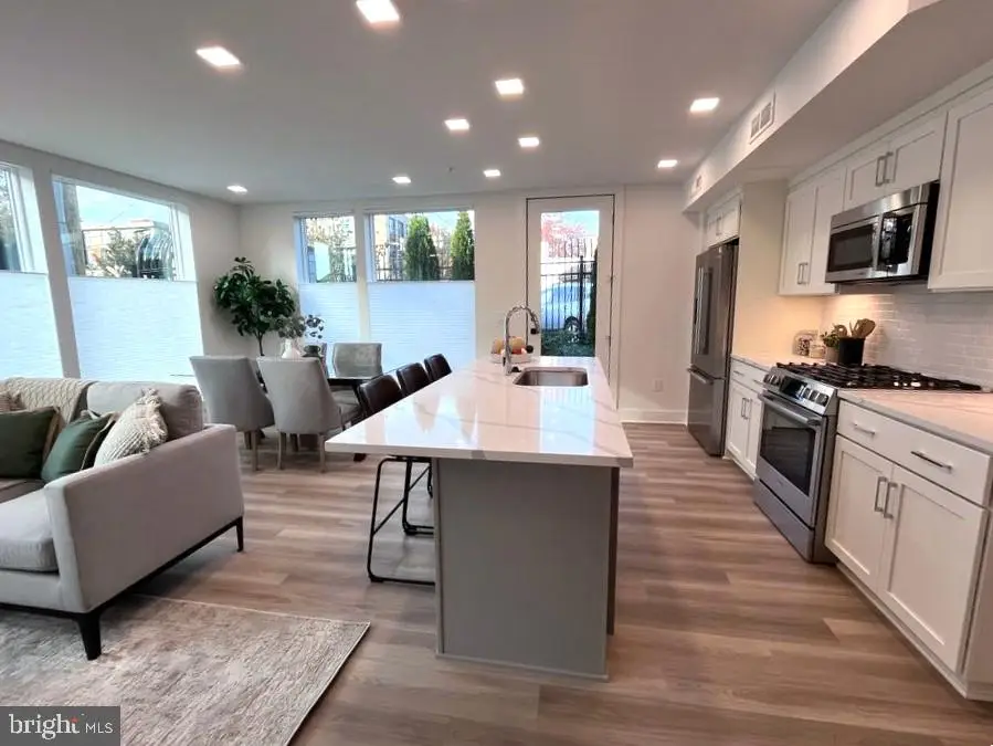 701 N Henry St #205, Alexandria, VA 22314 - #2