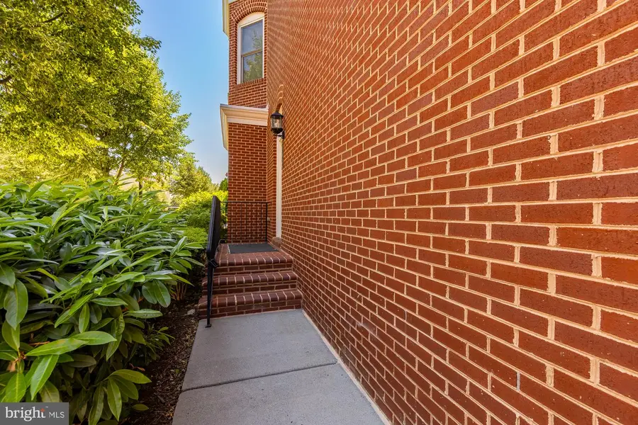 701 Annie Rose, Alexandria, VA 22301 - #3