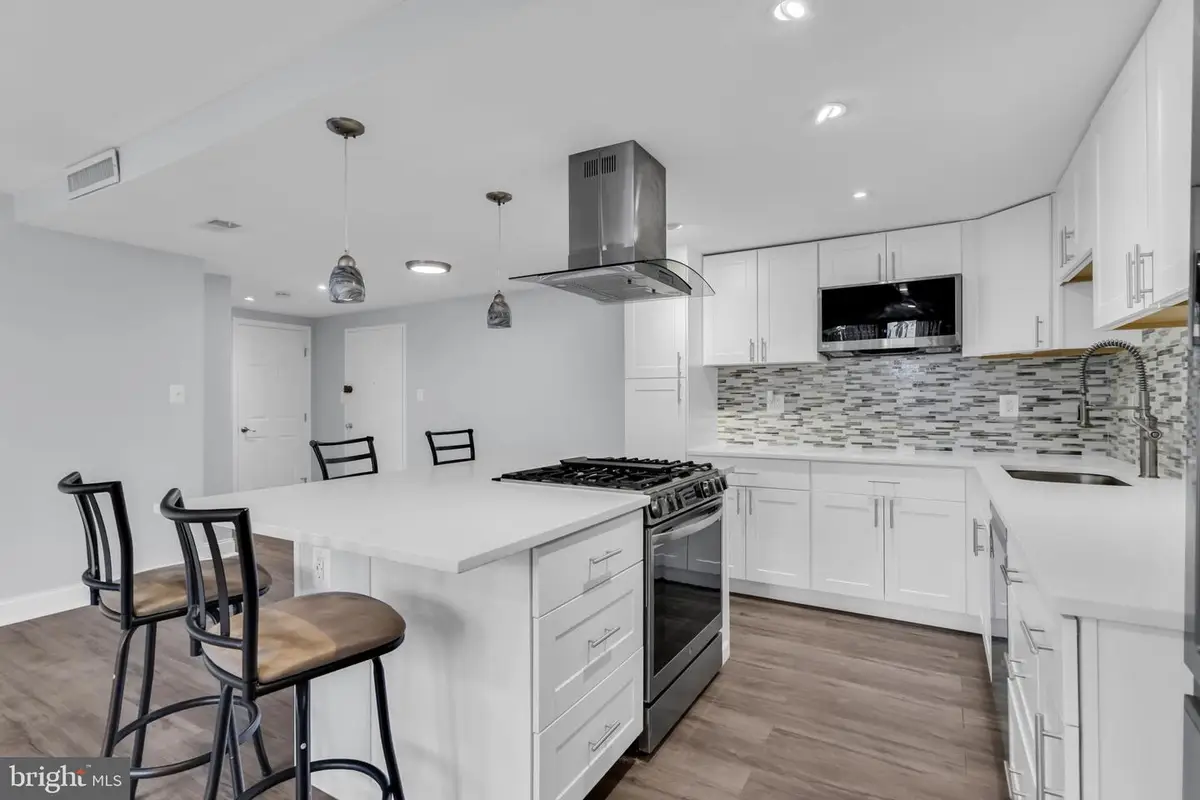 4600 Duke St #303, Alexandria, VA 22304 - #1
