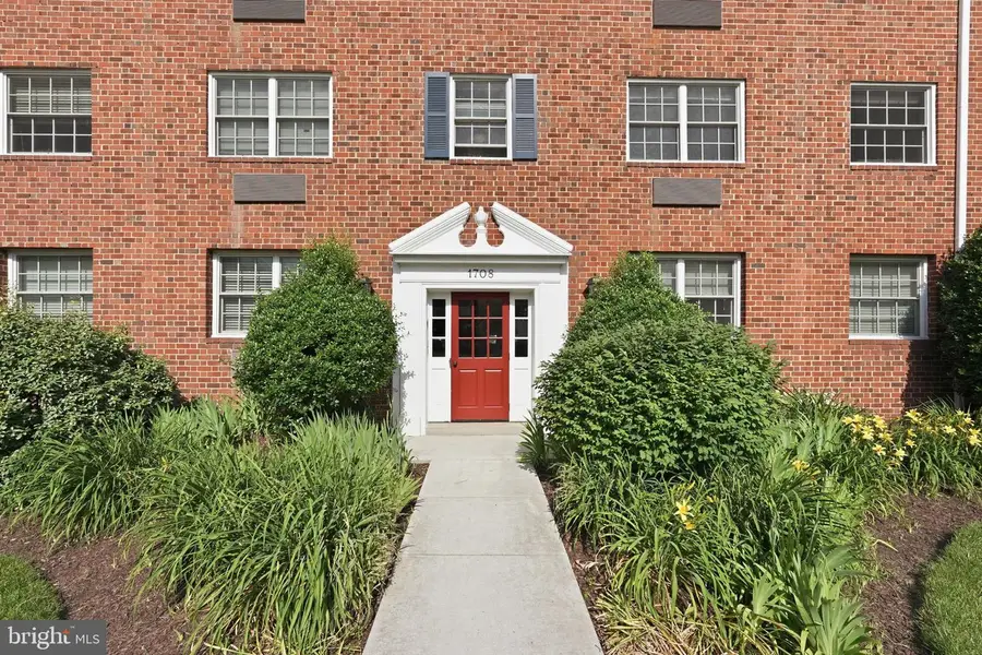 1708 W Abingdon Dr #202, Alexandria, VA 22314 - #3