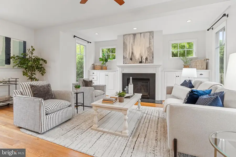 2502 Taylor Ave, Alexandria, VA 22302 - #2