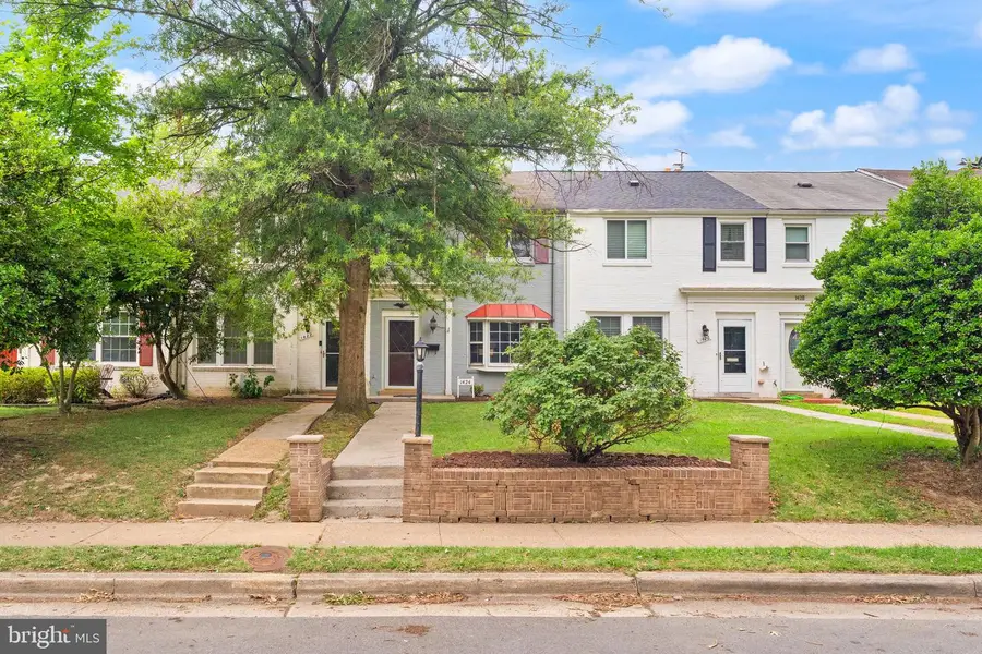 1424 Dogwood Dr, Alexandria, VA 22302 - #2
