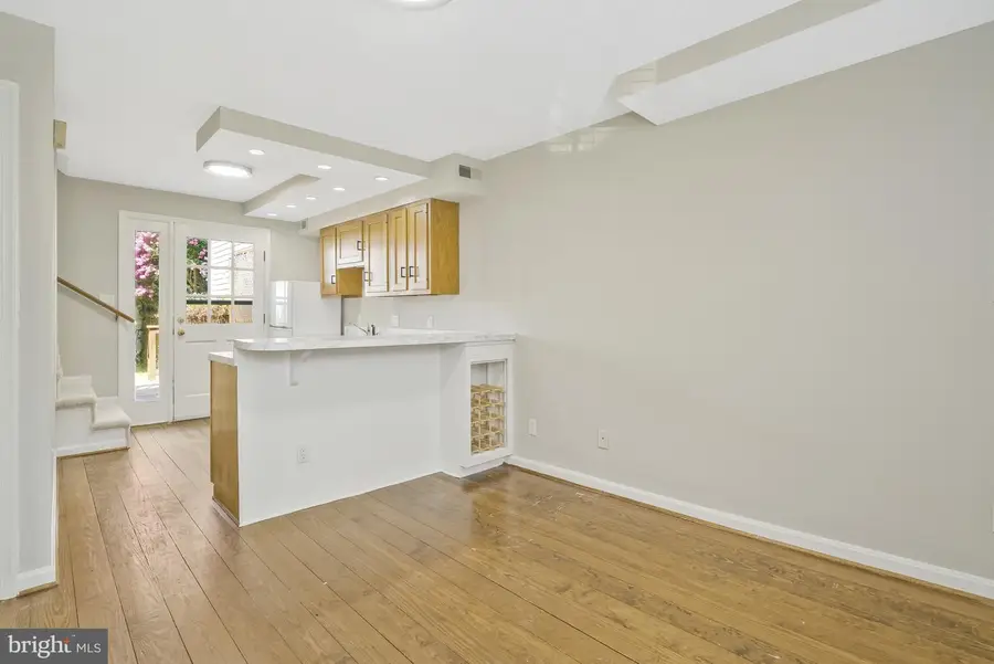 206 N Payne St N, Alexandria, VA 22314 - #2