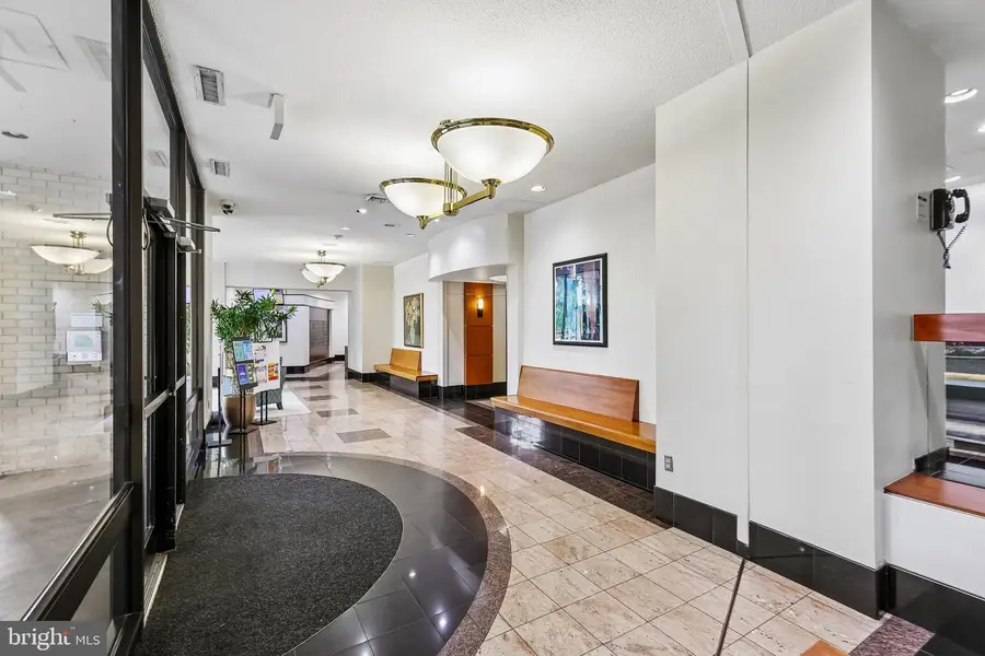 203 Yoakum Pkwy #925, Alexandria, VA 22304 - #3