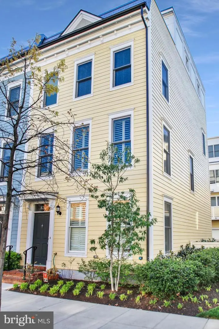 820 N Alfred St, Alexandria, VA 22314 - #1