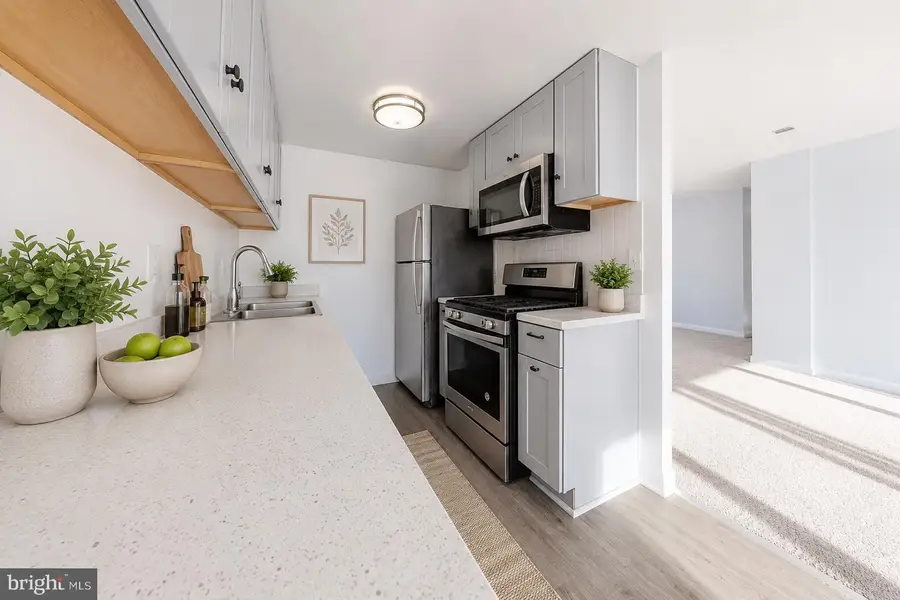 4600 Duke St #413, Alexandria, VA 22304 - #3