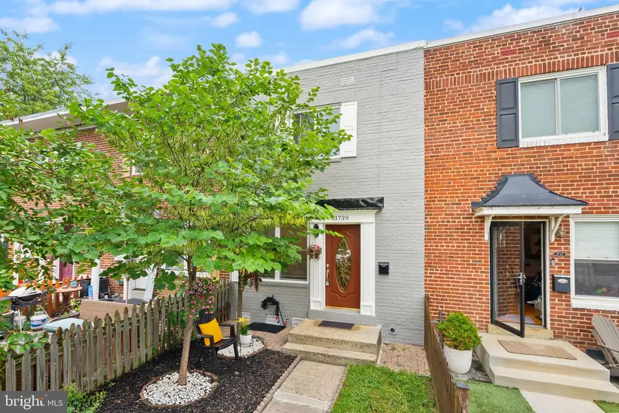 3739 Mark Dr, Alexandria, VA 22305 - #2