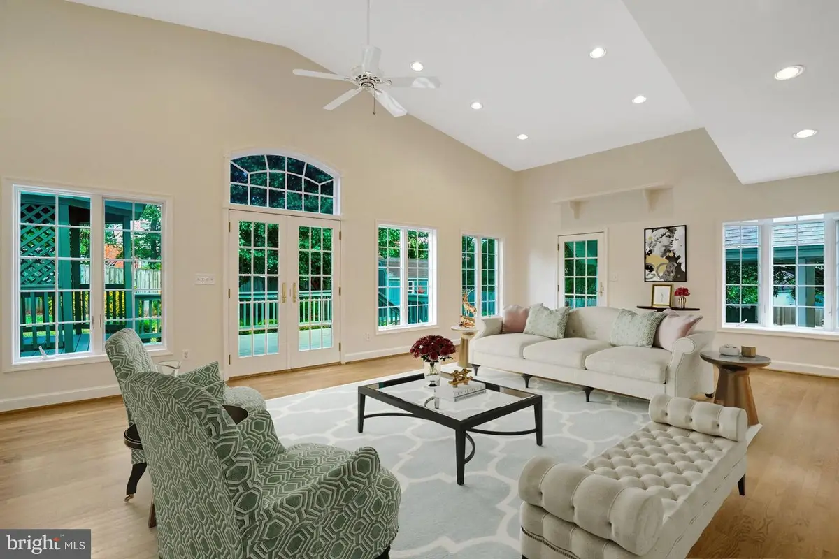 2510 Page Ter, Alexandria, VA 22302 - #1