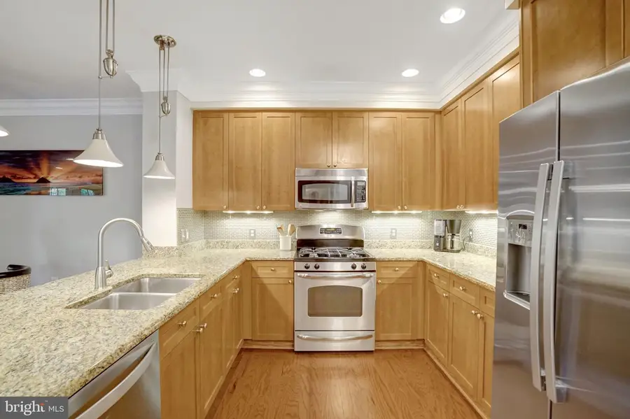 1115 Cameron St #117, Alexandria, VA 22314 - #2