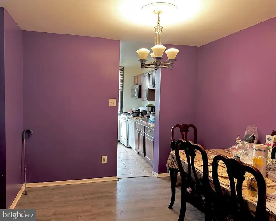 525 N Armistead St #101, Alexandria, VA 22312 - #3