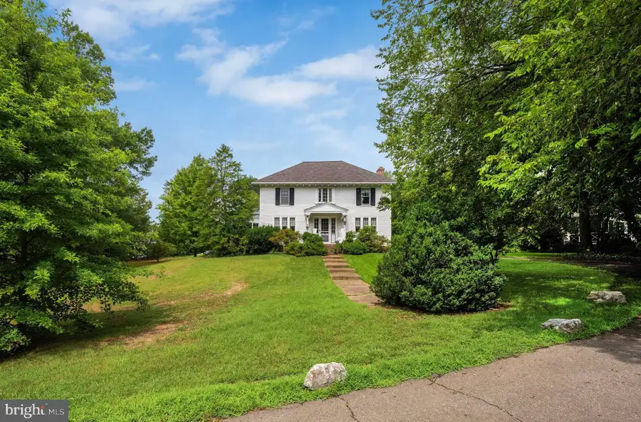 1803 Orchard St, Alexandria, VA 22302 - #2