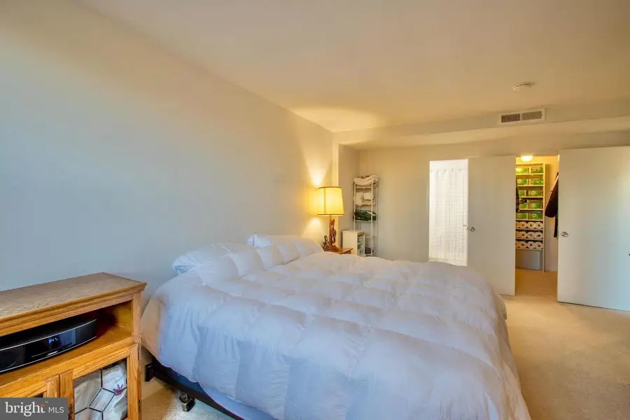 4600 Duke St #408, Alexandria, VA 22304 - #3