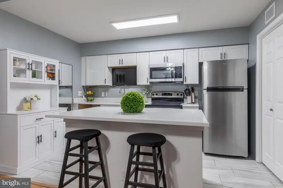 3312 Wyndham Cir #306, Alexandria, VA 22302 - #3