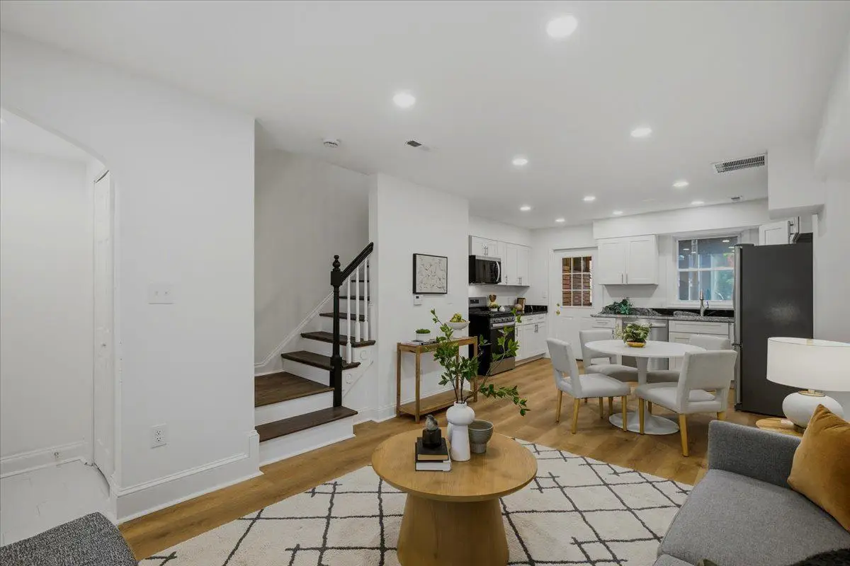 109 Clifford Ave, Alexandria, VA 22305 - #1