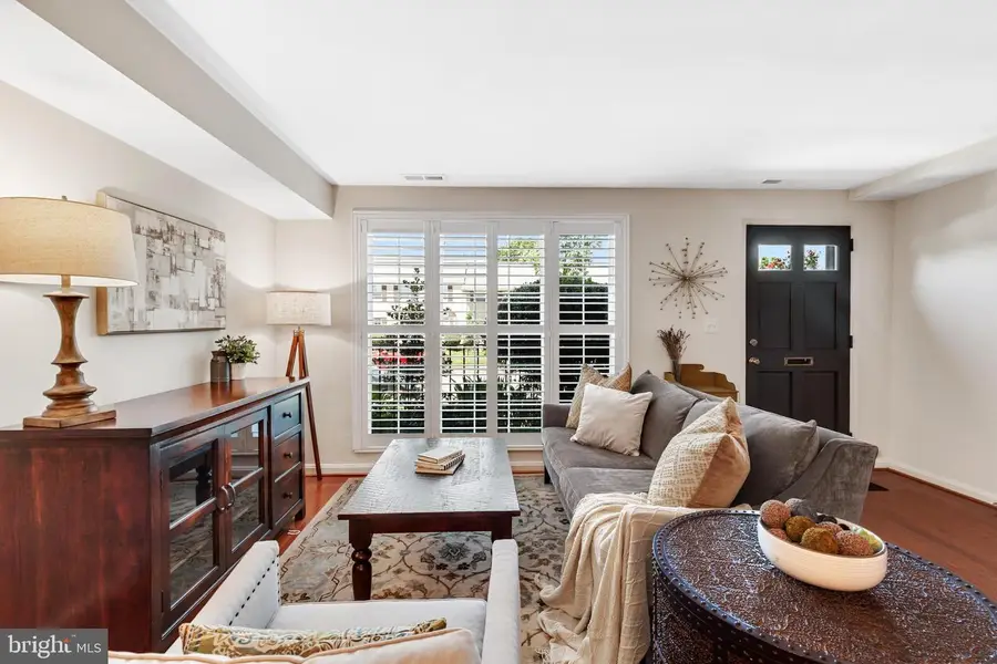 2511 N Dearing St, Alexandria, VA 22302 - #3