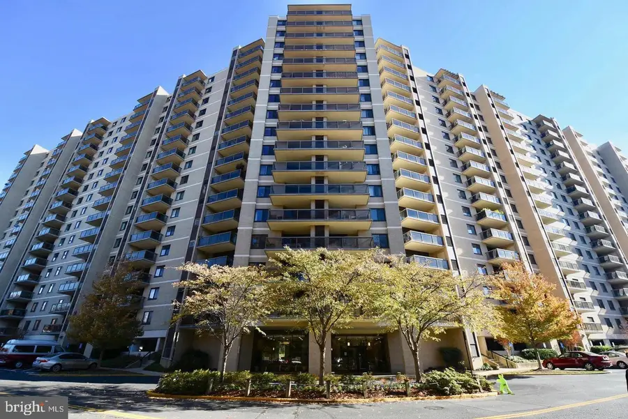 307 Yoakum Pkwy #1104, Alexandria, VA 22304 - #2