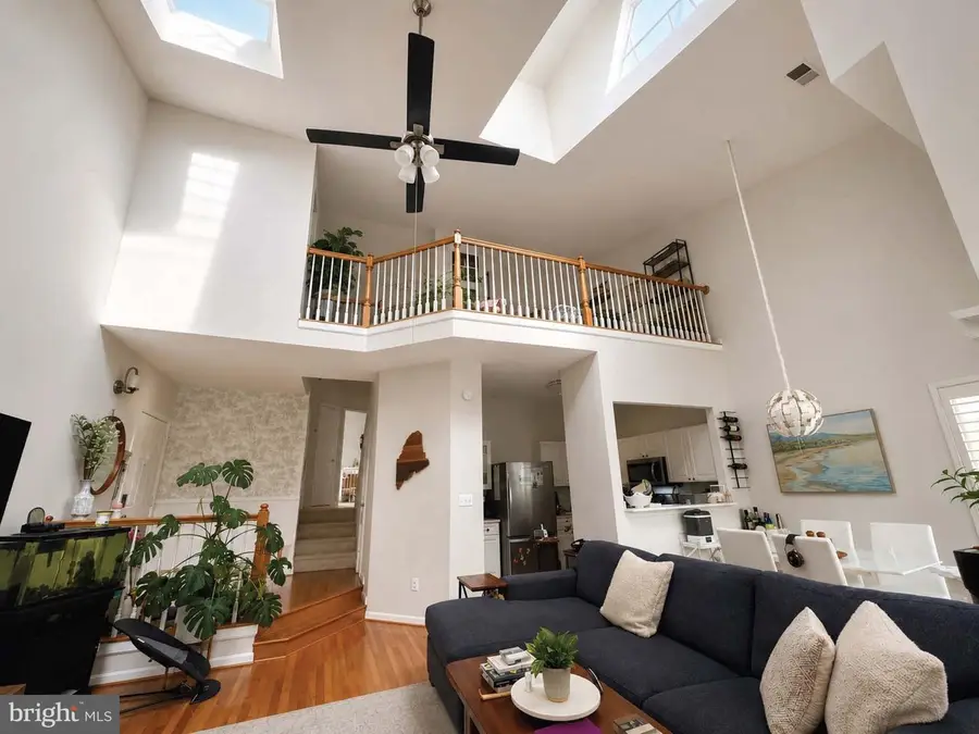 2331 Henshaw Pl #301, Alexandria, VA 22311 - #2