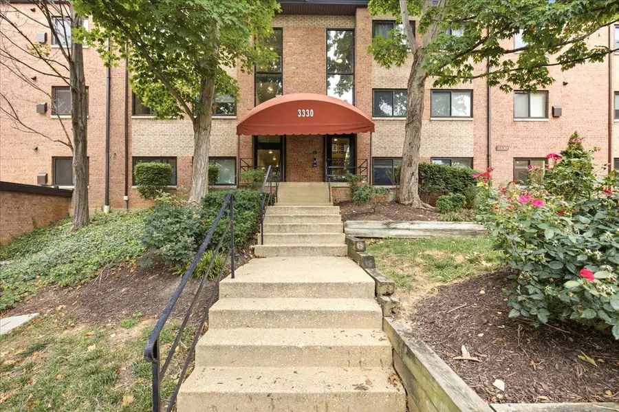 3330 S 28th St #204, Alexandria, VA 22302 - #2
