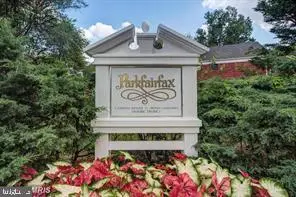 3459 Martha Custis Dr, Alexandria, VA 22302 - #1
