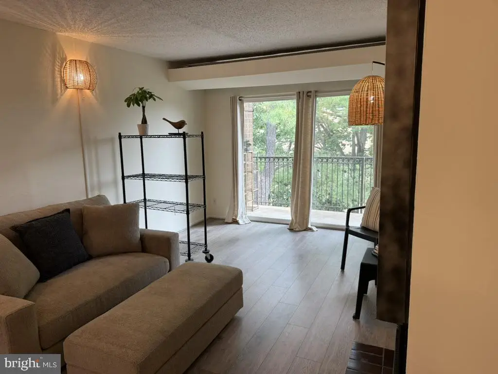 60 Van Dorn #506, Alexandria, VA 22304 - #1