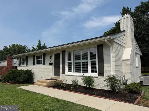 2217 N Earley St, ALEXANDRIA, VA 22302