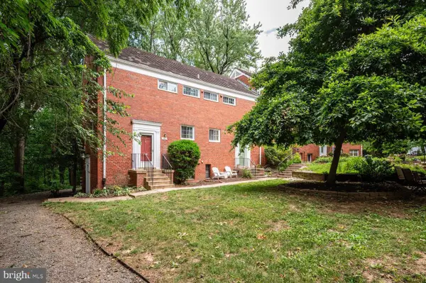 1557 Mount Eagle Pl, ALEXANDRIA, VA 22302