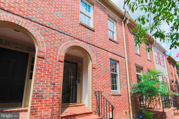649 S Columbus St, ALEXANDRIA, VA 22314