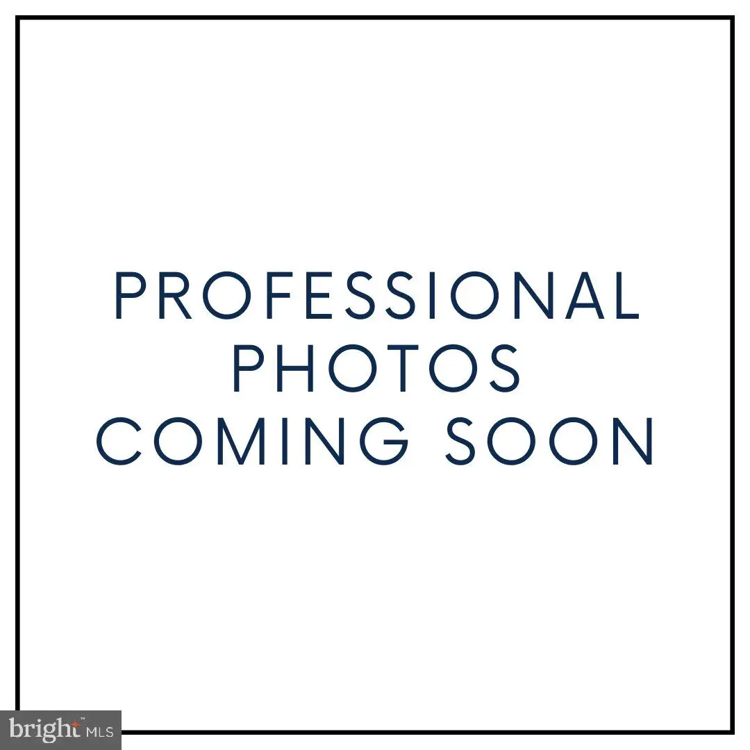 916 N Overlook Dr, Alexandria, VA 22305 - #1