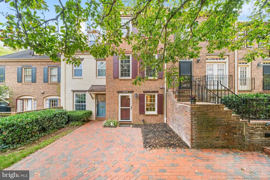 1220 Michigan Ct, Alexandria, VA 22314 - #2