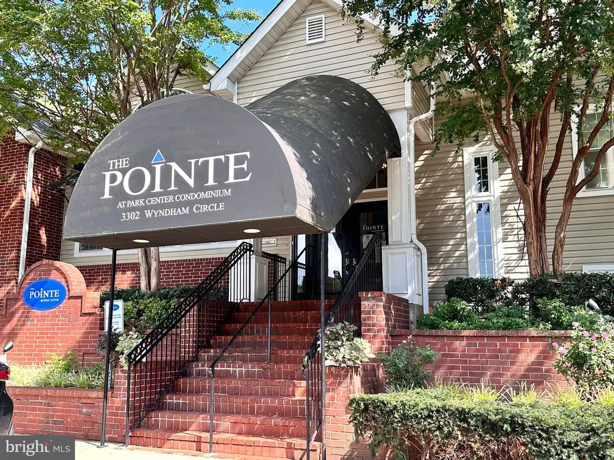 3313 Wyndham Cir #3209, Alexandria, VA 22302 - #1