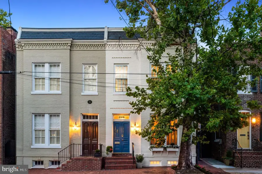 225 N Royal St, Alexandria, VA 22314 - #2