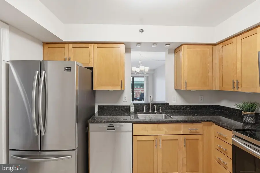 610 N West St #303, Alexandria, VA 22314 - #3