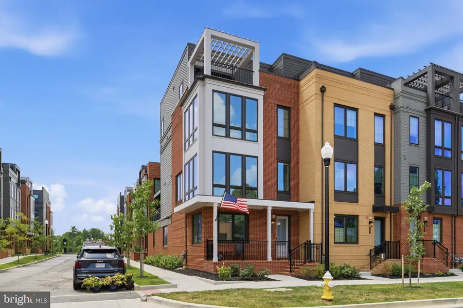 329 Calvert Ave, Alexandria, VA 22301 - #2