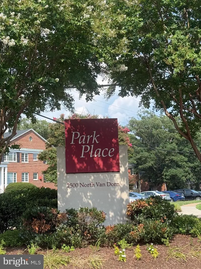 2500 N Van Dorn St #205, Alexandria, VA 22302 - #2