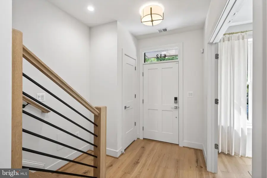 812 Gibbon St, Alexandria, VA 22314 - #3