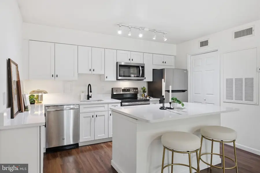 3303 Wyndham Cir #146, Alexandria, VA 22302 - #2
