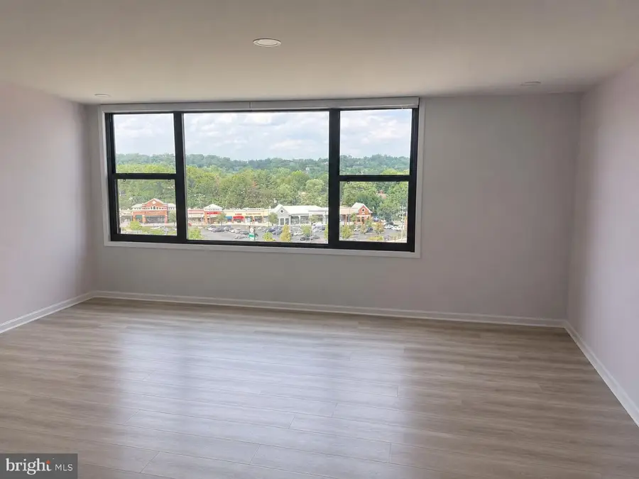 4600 Duke St #1221, Alexandria, VA 22304 - #2