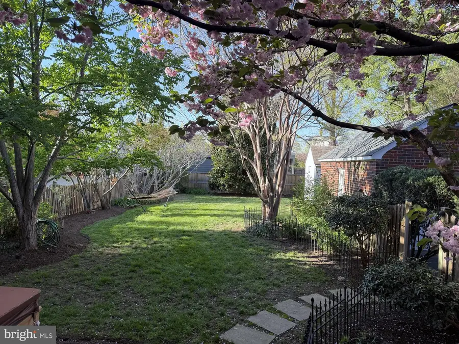 108 Stewart Ave, Alexandria, VA 22301 - #2