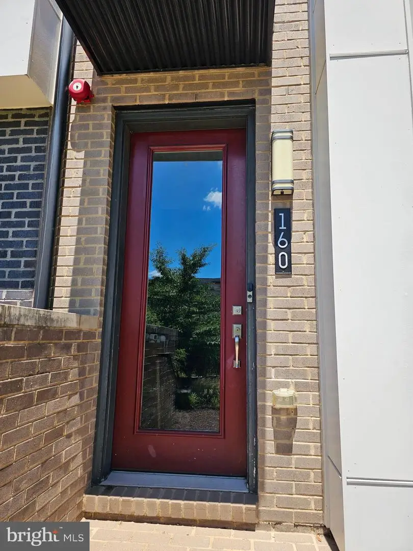 160 Ike Dr, Alexandria, VA 22314 - #2